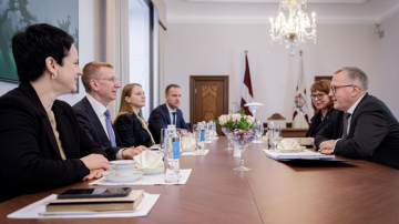 Valsts prezidents ar finanšu ministru pārrunā valsts budžeta prioritātes 2024. gadam