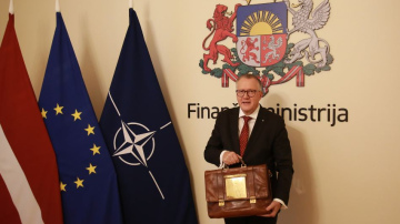 #Budžets2024 iesniegts Saeimā