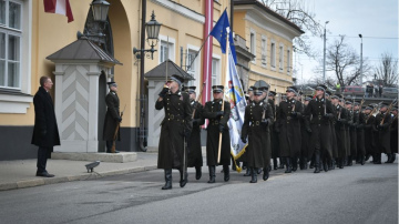 FOTO/VIDEO: Valsts prezidenta Edgara Rinkēviča dalība Nacionālo bruņoto spēku svinīgās...