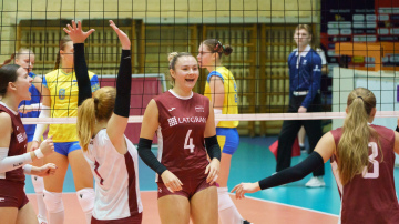 Latvijas volejbolistes Eiropas U-18 čempionāta kvalifikācijas turnīrā piekāpjas Ukrainai