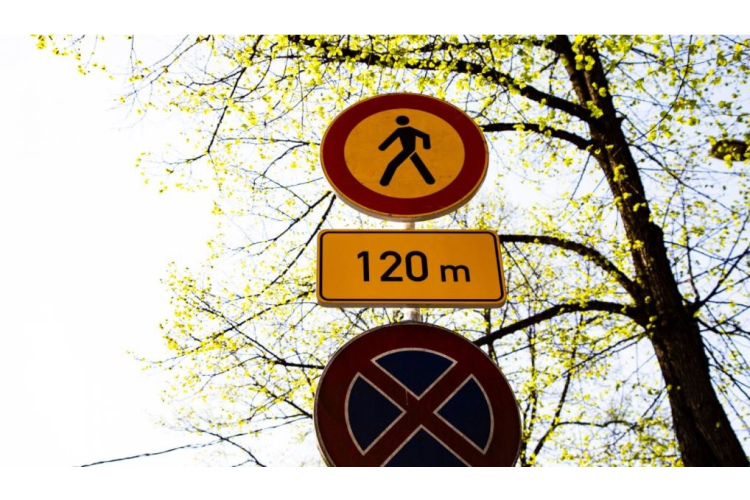 Pagarināti satiksmes ierobežojumi Marijas ielā