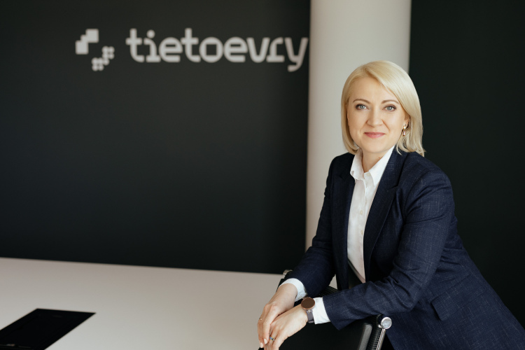 Aptauja: 26 % iedzīvotāju nevarētu iztikt dienu bez viedierīcēm