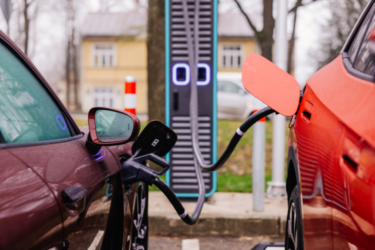 Zaļā enerģija, pārstrādājams iepakojums un atbalsts Ukrainai – “Circle K” izdod ilgtspējas ziņojumu