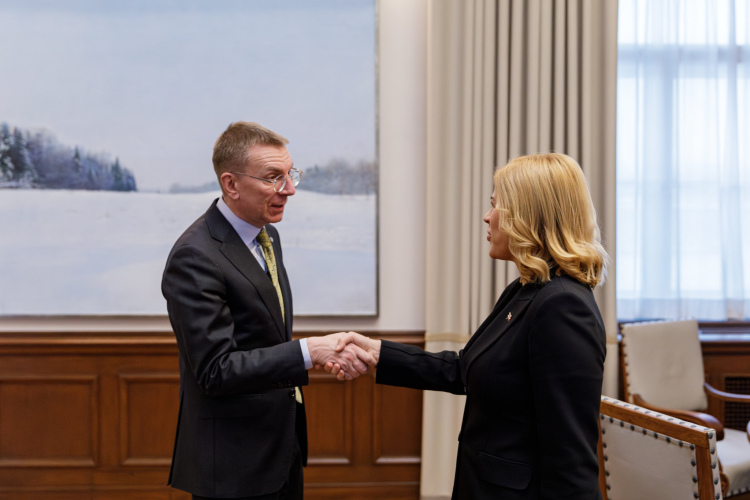 FOTO/VIDEO: Valsts prezidenta Edgara Rinkēviča tikšanās ar Ministru prezidenti Eviku Siliņu