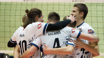 Toms Kalniņš un Monta Urbāne – Baltijas līgas MVP novembrī