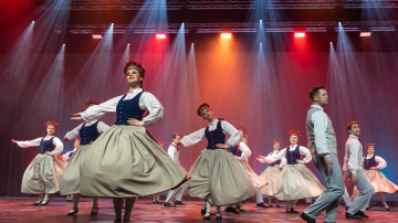 Jau gada sākumā deju soļus rakstos baudīt aicina labākie deju kolektīvi
