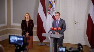 FOTO/VIDEO: Valsts prezidenta Edgara Rinkēviča un Ministru prezidentes Evikas Siliņas kopīga preses konference