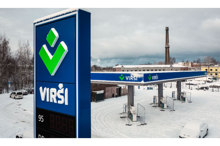Investējot 1,5 milj. eiro rekonstrukcijā, Sarkandaugavā ir jaunatklāta “Virši” stacija