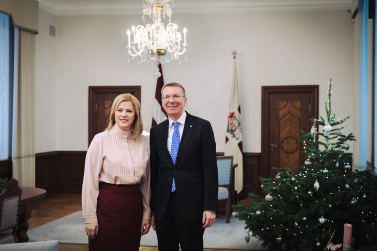FOTO/VIDEO: Valsts prezidenta Edgara Rinkēviča tikšanās ar Ministru prezidenti Eviku Siliņu