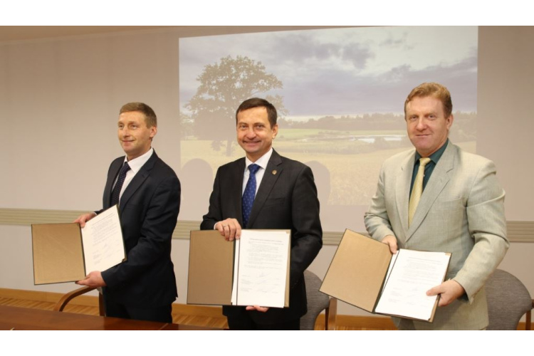 Parakstīts Bioloģiskās lauksaimniecības attīstības rīcības plāns 2023.–2030. gadam