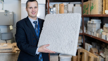 RTU zinātnieki no celtniecības atkritumiem attīsta jaunus siltumizolācijas materiālus