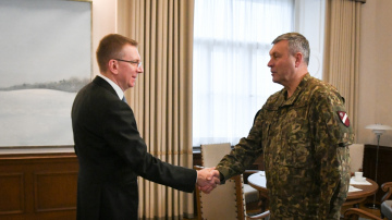 Valsts prezidents aicina NBS informēt Latvijas sabiedrību par praktiskiem pasākumiem valsts austrumu robežas militārās