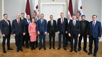 FOTO/VIDEO: Valsts prezidenta Edgara Rinkēviča tikšanās ar Saeimas frakcijam