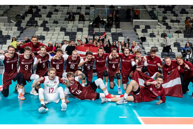 Latvijas volejbolisti Eiropas U-20 čempionāta kvalifikācijas turnīra spēlē pieveic Azerbaidžānu