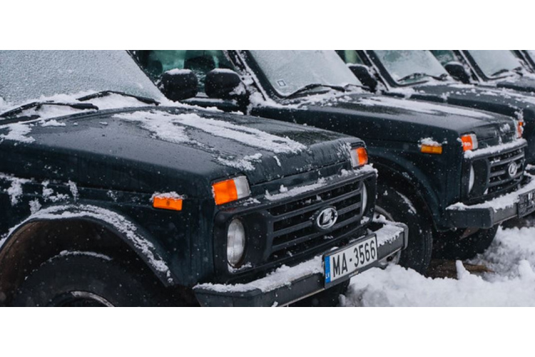 Ar RĪGAS MEŽU automašīnām “Lada 4x4” turpmāk brauks  Ukrainas aizstāvji