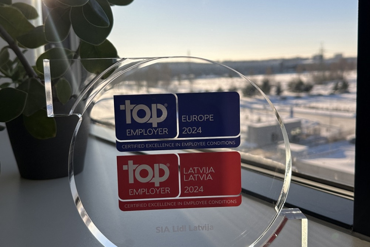 “Lidl Latvija” atkārtoti saņem prestižo “Top Employer 2024” sertifikāciju kā atzinību savām rūpēm par darbiniekiem