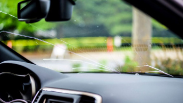 Auto vējstiklu maiņa - Ko svarīgi zināt?