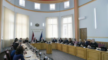 Valsts prezidents: katram cilvēkam, kurš saskaras ar tiesu varu vai ar neatkarīgajām juridiskajām profesijām