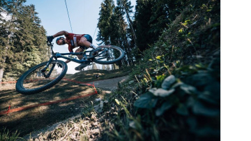 Blūmam ceturtā un sestā vieta UCI līmeņa sacensībās Grieķijā