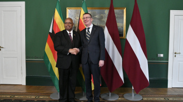 Valsts prezidents aicina Zimbabvi atbalstīt Ukrainas Miera iniciatīvu