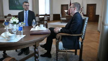 Valsts prezidenta Edgara Rinkēviča tikšanās ar Saeimas Budžeta un finanšu (nodokļu) komisijas priekšsēdētāju Jāni Reiru