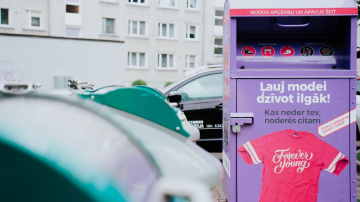 Pozitīva tendence: arvien vairāk Latvijas iedzīvotāju nodod tekstilizstrādājumus atkārtotai izmantošanai vai pārstrādei