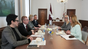 Valsts prezidents ar tieslietu ministri pārrunā audzinoša rakstura piespiedu līdzekļu bērniem piemērošanas jautājumus