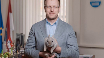 Priekšsēdētāja Andreja Elksniņa apsveikums