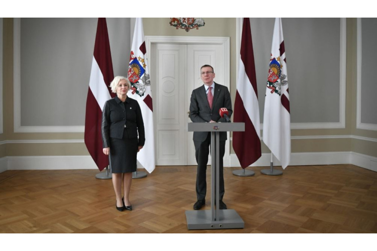  Valsts prezidenta Edgara Rinkēviča tikšanās ar Saeimas priekšsēdētāju Daigu Mieriņu
