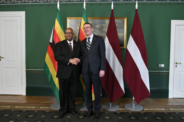 Valsts prezidents aicina Zimbabvi atbalstīt Ukrainas Miera iniciatīvu