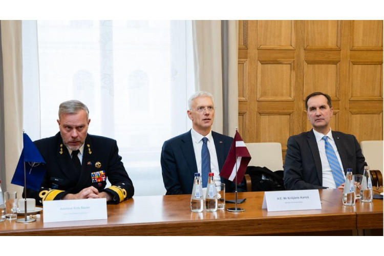 Ārlietu ministrs sarunā ar NATO Militārās komitejas priekšsēdētāju uzsver NATO atturēšanas un aizsardzības spēju ....