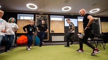 Grupa Prāta vētra, TikTok filmēšana un valdes sēde – aizvadīta aizraujoša Ēnu diena Balcia birojā
