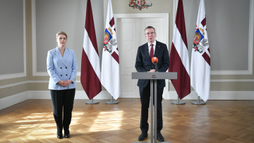 FOTO/VIDEO: Valsts prezidenta Edgara Rinkēviča un Ministru prezidentes Evikas Siliņas tikšanās un preses konference