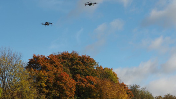Apdrošinātājs: Dronu apdrošināšana ir jāapsver visiem to īpašniekiem