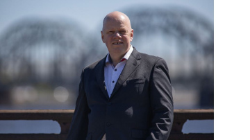 Pūļa finansējums vai valsts atbalsts: kas ātrāk notic Latvijas jaunuzņēmumu potenciālam?