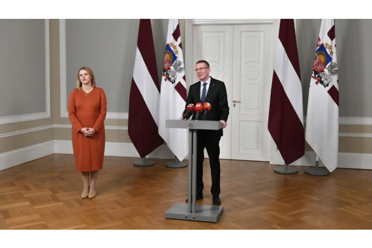 FOTO/VIDEO: Valsts prezidenta Edgara Rinkēviča un Ministru prezidentes Evikas Siliņas tikšanās un preses konference