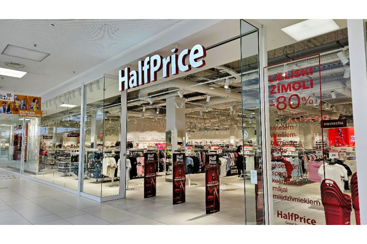 “Rīga Plaza” paplašina piedāvājuma klāstu: durvis ver “New Yorker” un “HalfPrice”