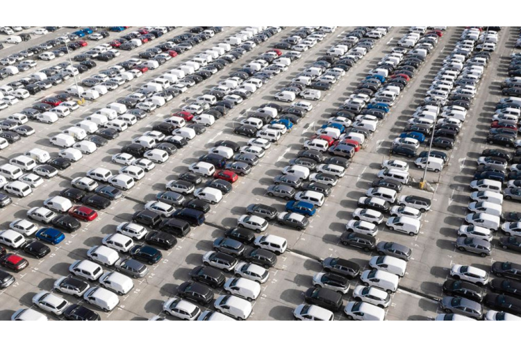 Pērn stabilizējies lietoto auto tirgus, par 12 % augusi vidējā izsniegtā aizdevuma summa