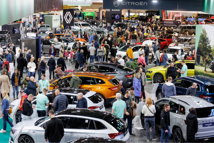 Ar jaudīgām auto pirmizrādēm un elpu aizraujošiem šoviem piektdien Ķīpsalā durvis vērs izstāde “Auto 2024”!