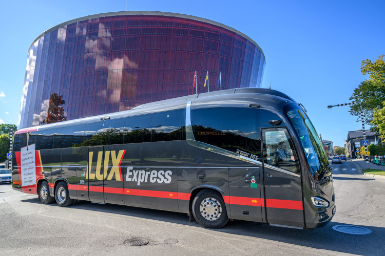 “Lux Express” uzsāk biļešu tirdzniecību pasažieru komercpārvadājumu reģionālās nozīmes maršrutam Liepāja–Rīga–Daugavpils
