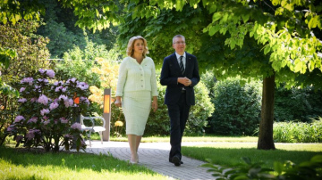 FOTO/VIDEO: Valsts prezidenta Edgara Rinkēviča un Ministru prezidentes Evikas Siliņas tikšanās un preses konference
