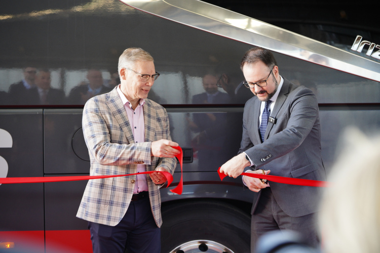 “Lux Express” uzsācis pasažieru komercpārvadājumus reģionālās nozīmes maršrutā Rīga–Liepāja