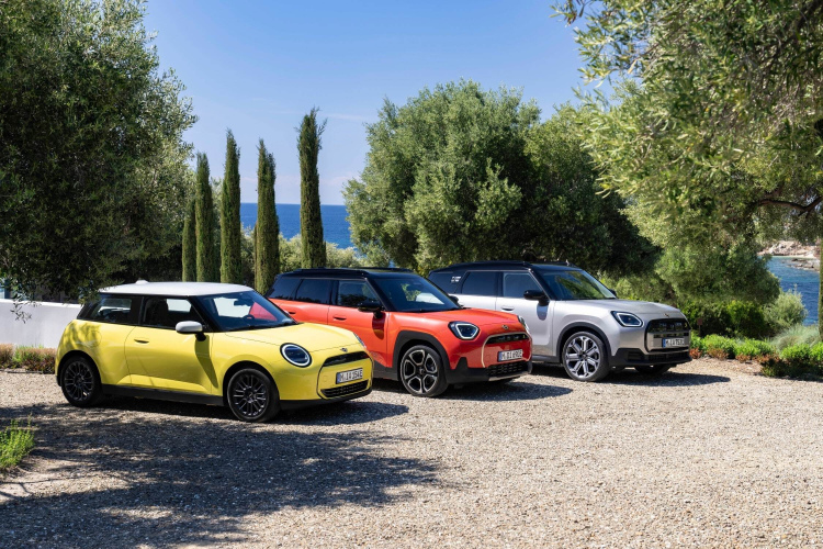 Jaunais pilnībā elektriskais MINI Aceman