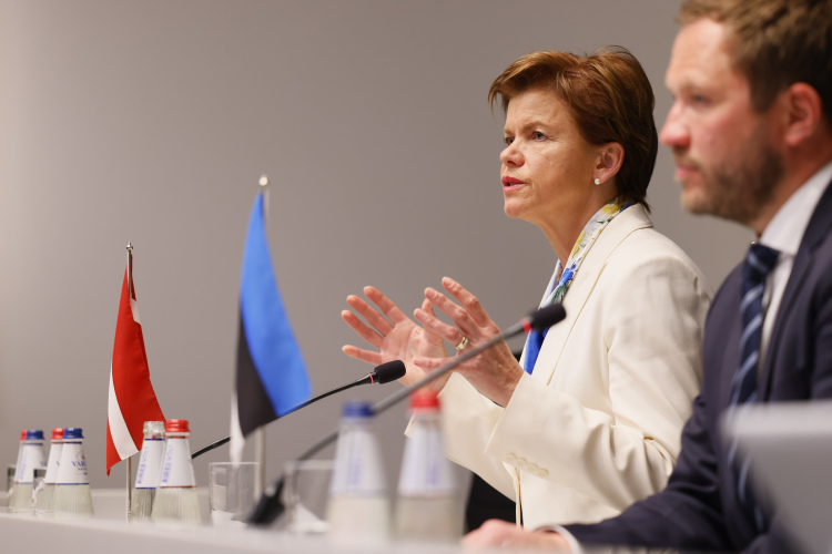 B. Braže Tallinā uzsver Latvijas un Igaunijas ciešo sadarbību starptautiskā atbalsta nodrošināšanai Ukrainai