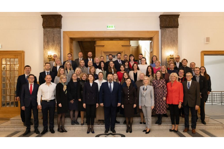 Uz ikgadējām mācībām pulcējas Latvijas konsulārās amatpersonas
