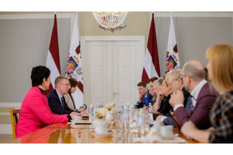 Valsts prezidents ar augstskolu padomes pārstāvjiem pārrunā prioritātes augstākās izglītības un zinātnes jomās