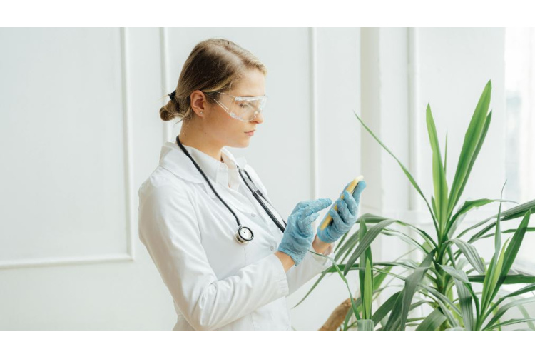 Šogad telemedicīnas pakalpojumu lietotāju skaits pārsniegs 116 miljonus
