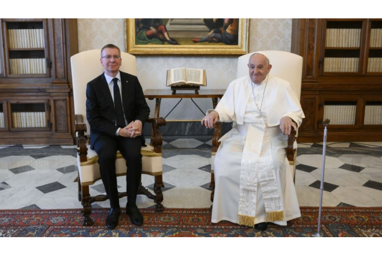 Latvijas Valsts prezidents Edgars Rinkēvičs tiekas ar pāvestu Francisku