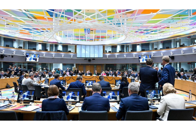 Baiba Braže ES Ārlietu padomē: Krievijas militāro spēju ierobežošana un piegādes Ukrainai ir arī mūsu nacionālās drošība