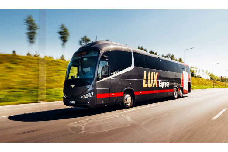 “Lux Express” ievieš biežāku vasaras sarakstu ar 13 ikdienas reisiem uz Tallinu
